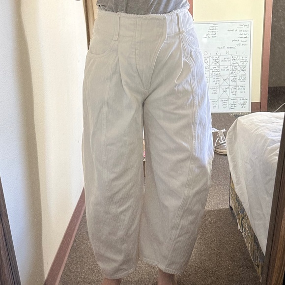 Chloe White Pants - Picture 2 of 12